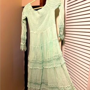 Guess mint green maxi dress in excellent condition (size medium).